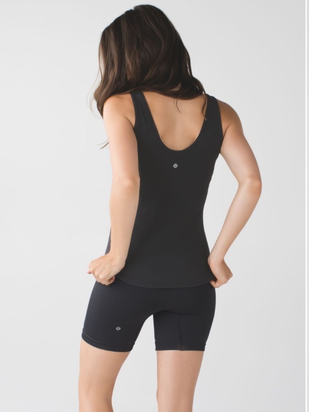 Lululemon Straight Up Tank Black Scoop Neck Athletic Top Size 4 EUC Yoga Gym